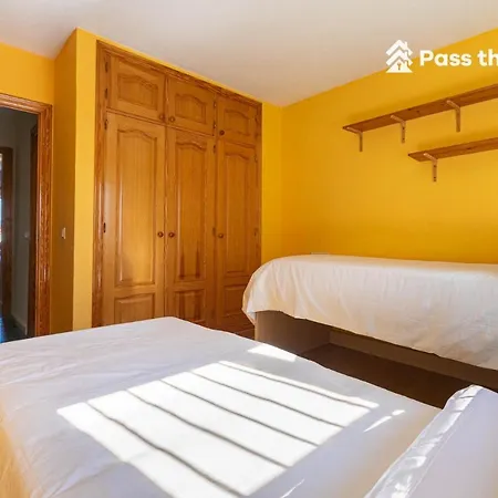 Pass The Keys Ideal Familia En Holiday home *